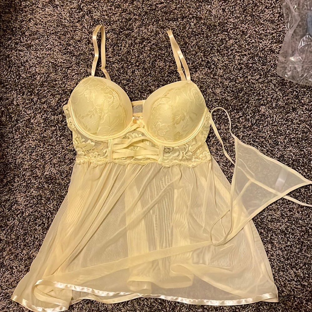 Yellow lingerie